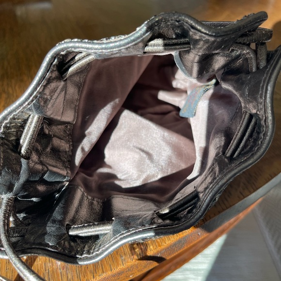 Whiting & Davis* see ⬇️ metal mesh bag. 7”x7” 4”x4” bottom. 38” leather shoulder - Picture 8 of 8